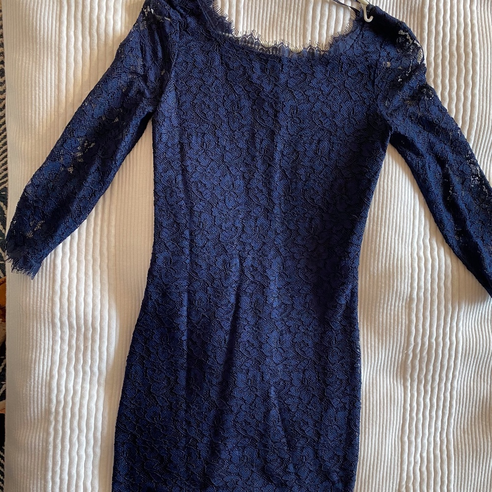 Diane Von Fustenberg Lace Sheath Dress